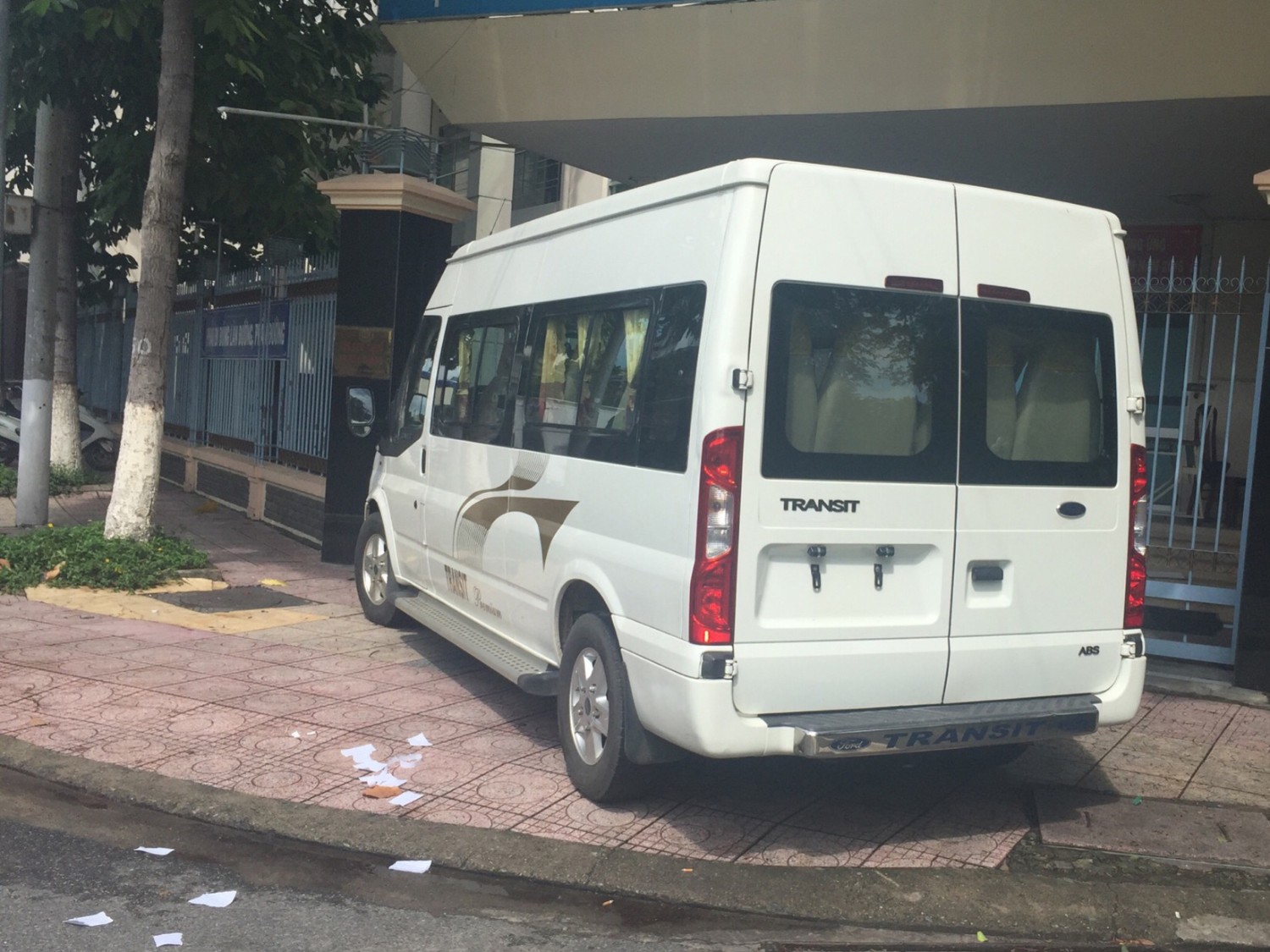 Cho Thuê Xe Du Lịch Nha Trang Uy Tín Giá Tốt